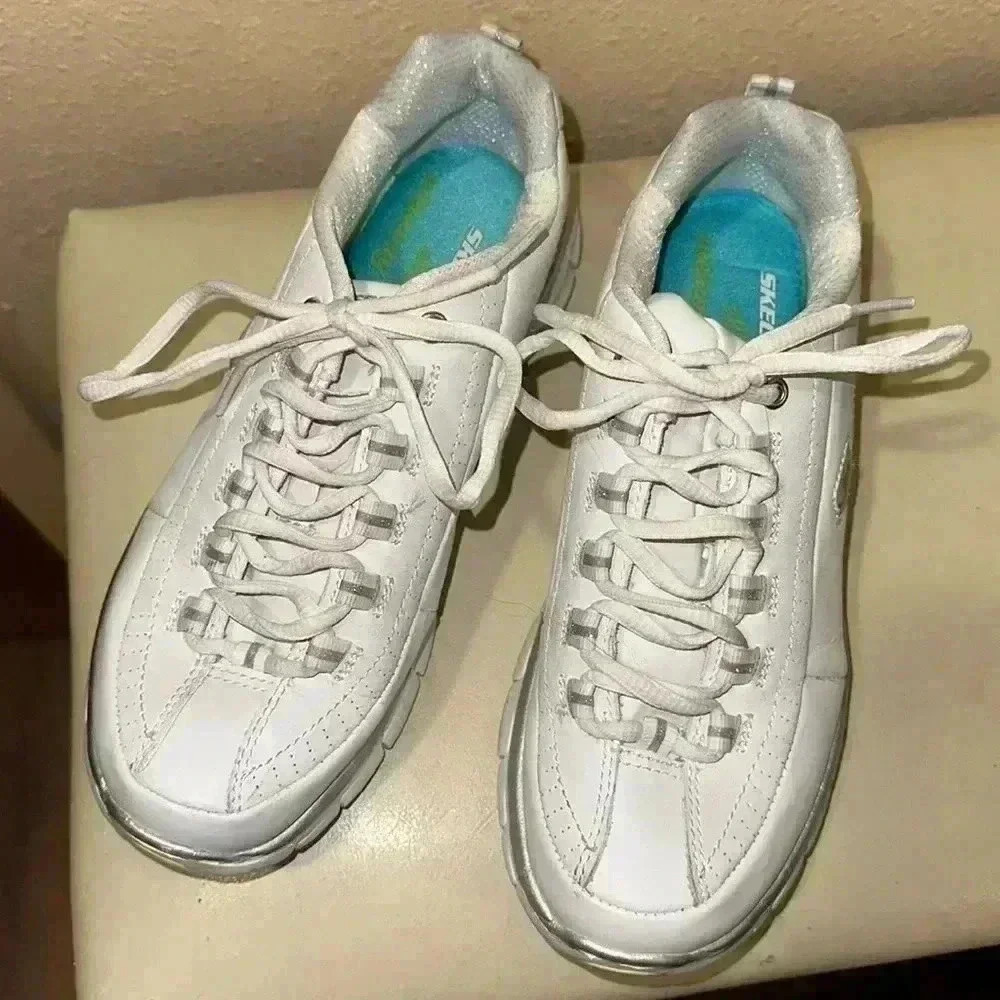 Sketchers elite size 7